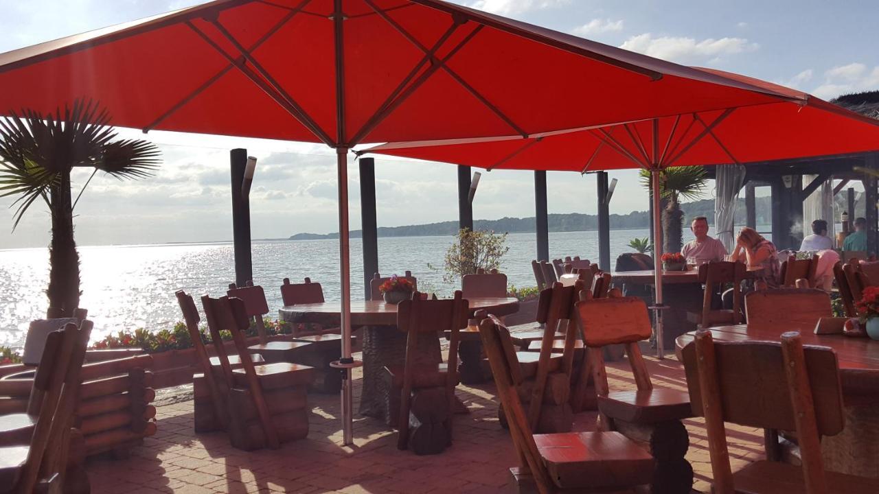 Designervilla Am Haff Garz  Buitenkant foto